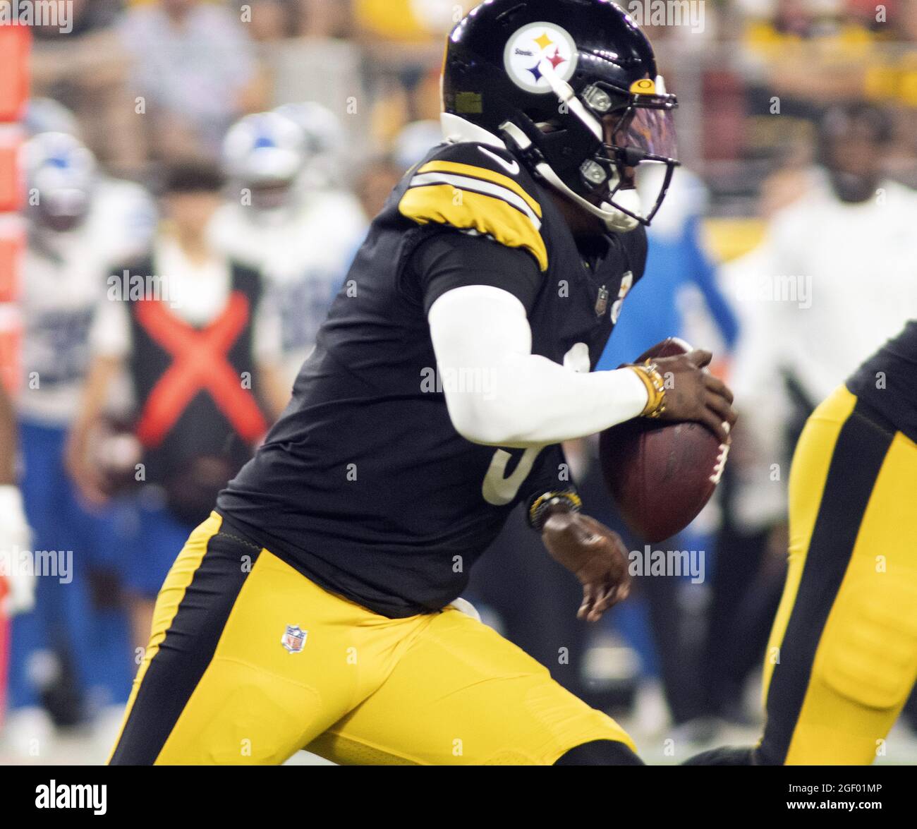 August 21st, 2021: Dwayne Haskins #3 during the Pittsburgh Steelers vs  Detroit Lions game at Heinz Field in Pittsburgh, PA. Jason Pohuski/(Photo  by Jason Pohuski/CSM/Sipa USA Stock Photo - Alamy