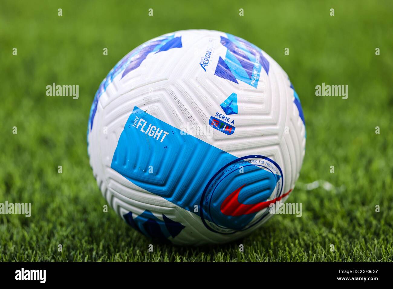 Official Nike ball seen during the Serie A 2021/22 football match between  FC Internazionale and Genoa CFC at Giuseppe Meazza Stadium in Milan. (Final  score; FC Internazionale 4:0 Genoa CFC). (Photo by