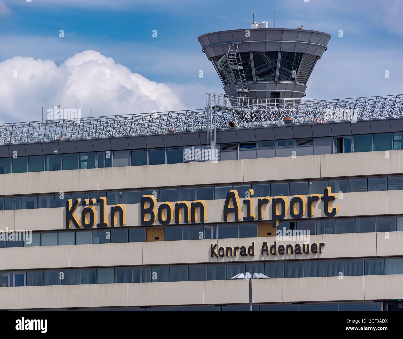 Best HD Pictures about  Flughafen Koln Bonn Aktuelle Wartezeit  with No AI Images