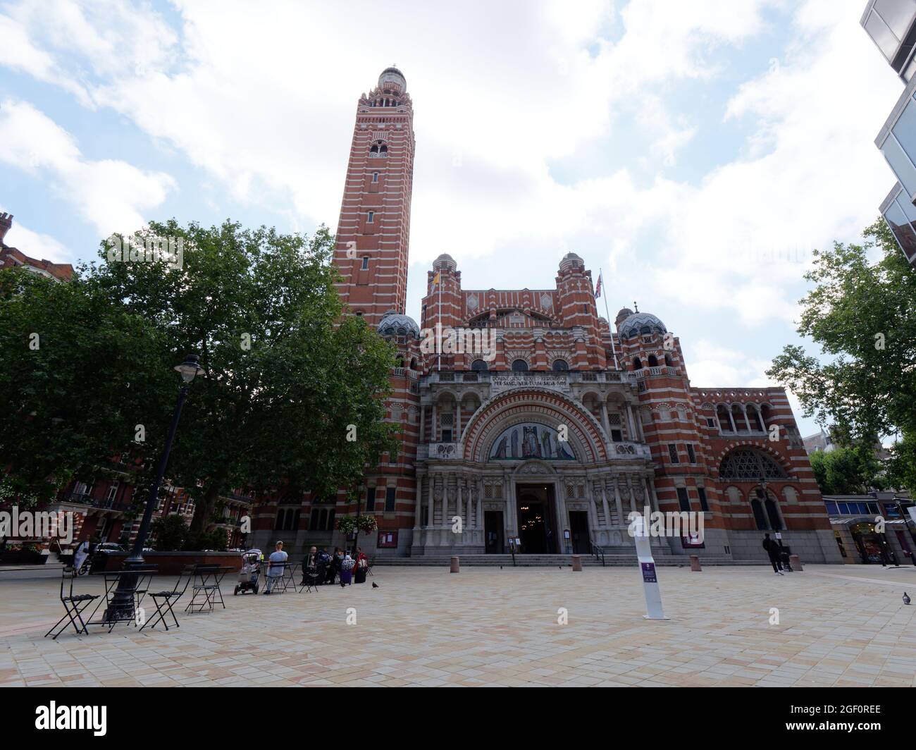 London, Greater London, England, August 10 2021: Westminster Cathedral, a neo-byzantine Roman Catholic Cathedral as seen from Cathedral Piazza. Stock Photo