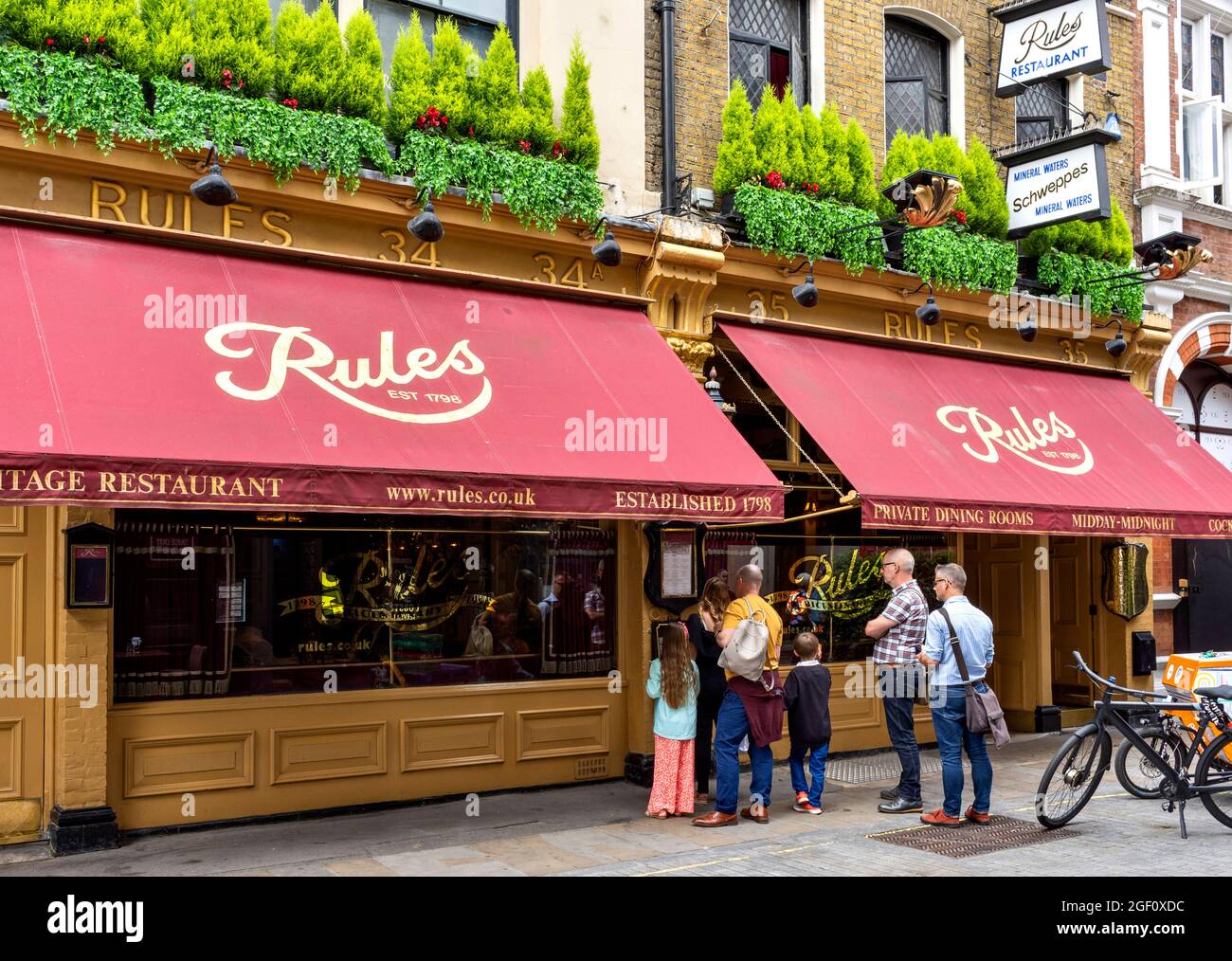 Rules maiden lane hires stock photography and images Alamy