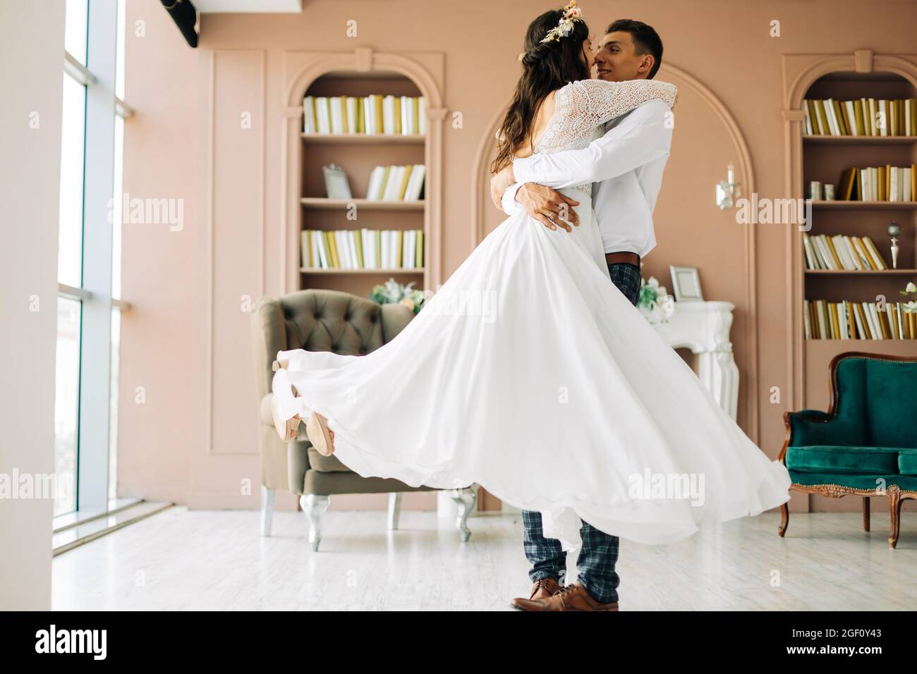 valentine-waltz-hi-res-stock-photography-and-images-alamy