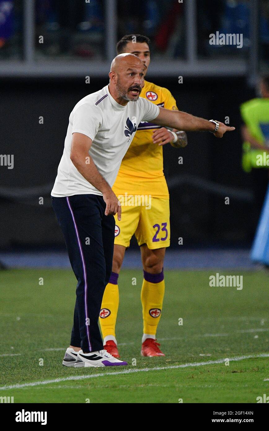 Vincenzo Italiano coach of ACF Fiorentina looks on during the Serie A 2021/ 2022 football match between ACF Fiorentina and Venezia FC at Artemio Franch  Stock Photo - Alamy