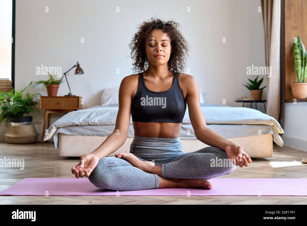 African american woman exercise workout hi-res stock photography and images  - Alamy