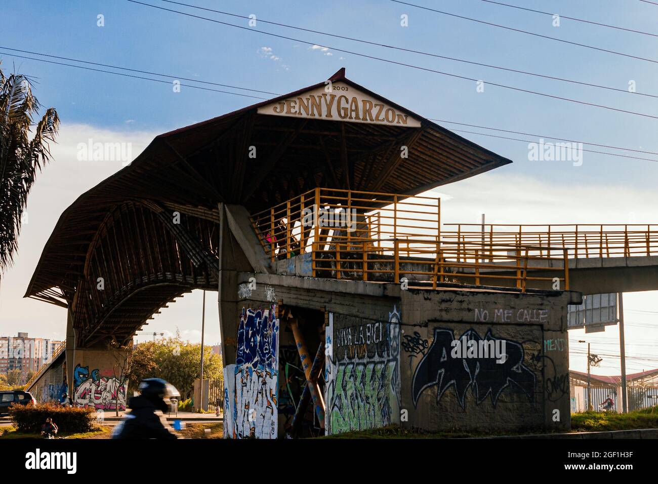 Guadua Bridge Jeny Garzón, Guadua wood pedestrian bridge over Calle 80, Bogota Colombia August 20, 2021 Stock Photo