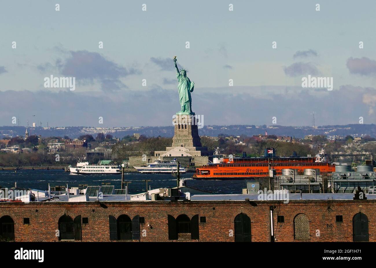 Statue of liberty from red hook hires stock photography and images Alamy