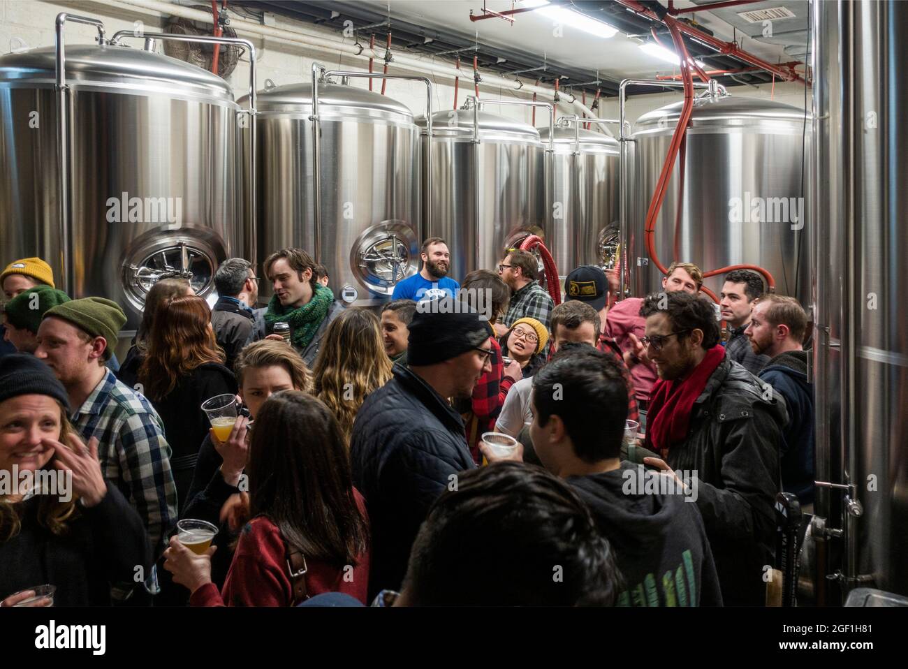 Threes restaurant bar in Gowanus Brooklyn NYC Stock Photo Alamy