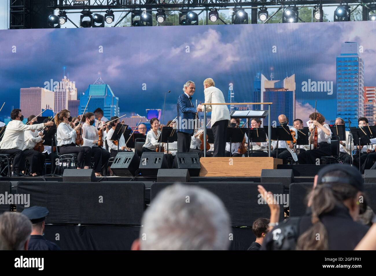 new york united states 21st aug 2021 italian tenor andrea bocelli performs during the we love nyc the homecoming concert at the great lawn in central park new york city credit sopa
