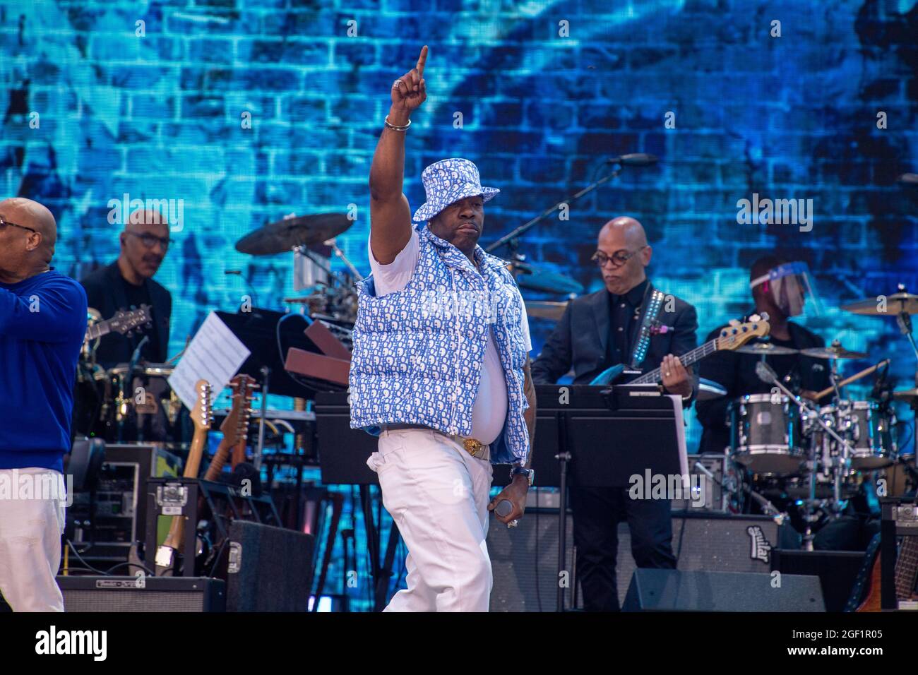 Busta in central park hires stock photography and images Alamy