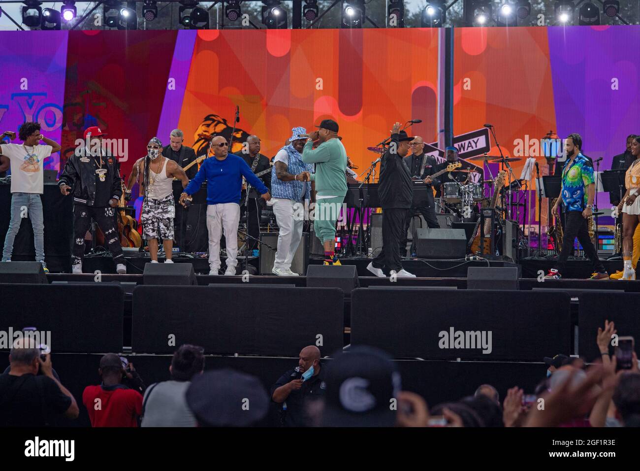 l-r-boogie-wit-da-hoodie-scorpio-melle-mel-spliff-star-busta