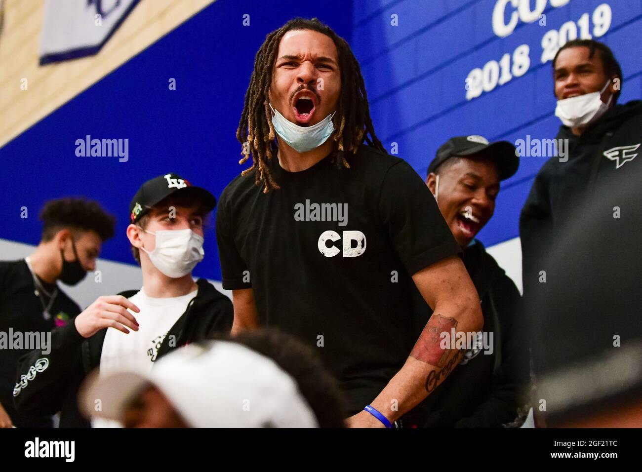 Orlando Magic point guard Cole Anthony celebrates during the 2021 CIF Southern Section Championship basketball game on Friday, June 11, 2021, in Chats Stock Photo