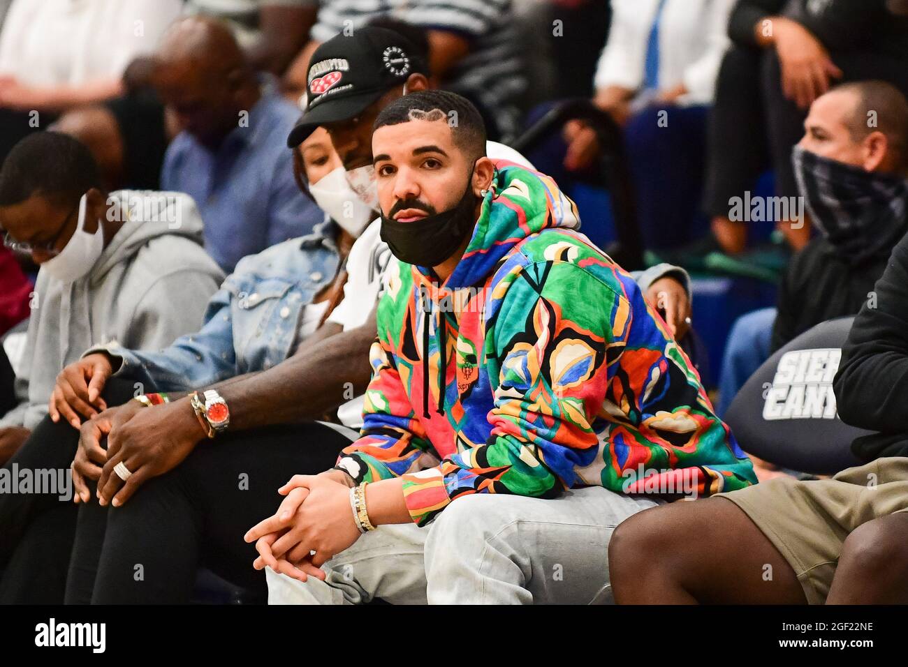 Canadian rapper Drake and Los Angeles Lakers shooting guard LeBron