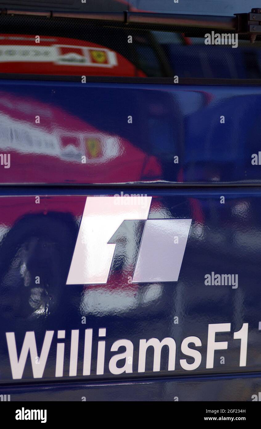 Circuit De Catalunya Race Track Spain 2 6 2 03 Motorsport Formula One Winter Testing Sessions Bmw Williams F1 Logo Stock Photo Alamy Circuit De Catalunya Race Track Spain 2 6 2 03 Motorsport Formula One Winter Testing Sessions Bmw Williams F1 Logo Stock Photo Alamy