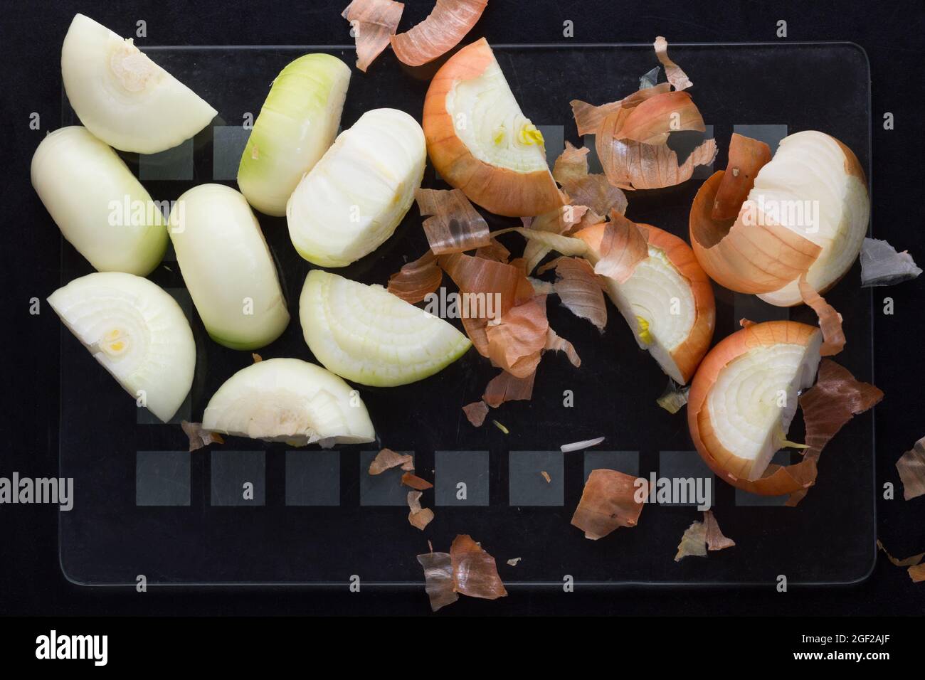 Onion peeled with skin hi-res stock photography and images - Alamy