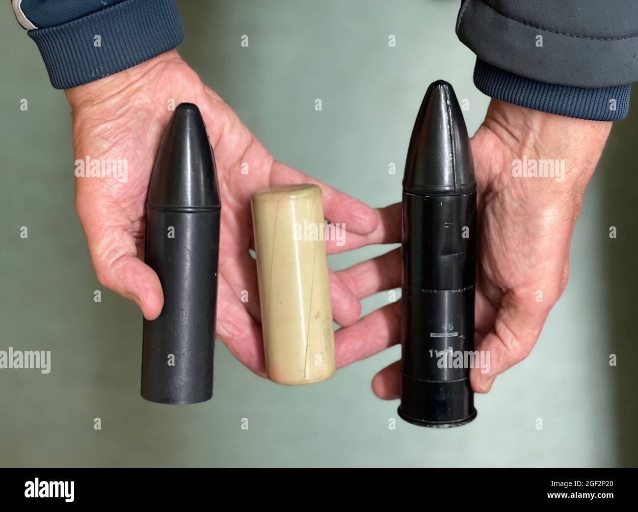 Rubber bullets 1975 hires stock photography and images Alamy