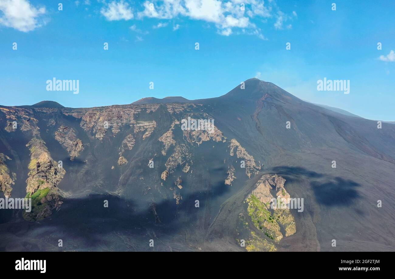 Etna crater -panoramic view from Valle del Bove during sunny day.Taken 22 august 2021 Stock Photo