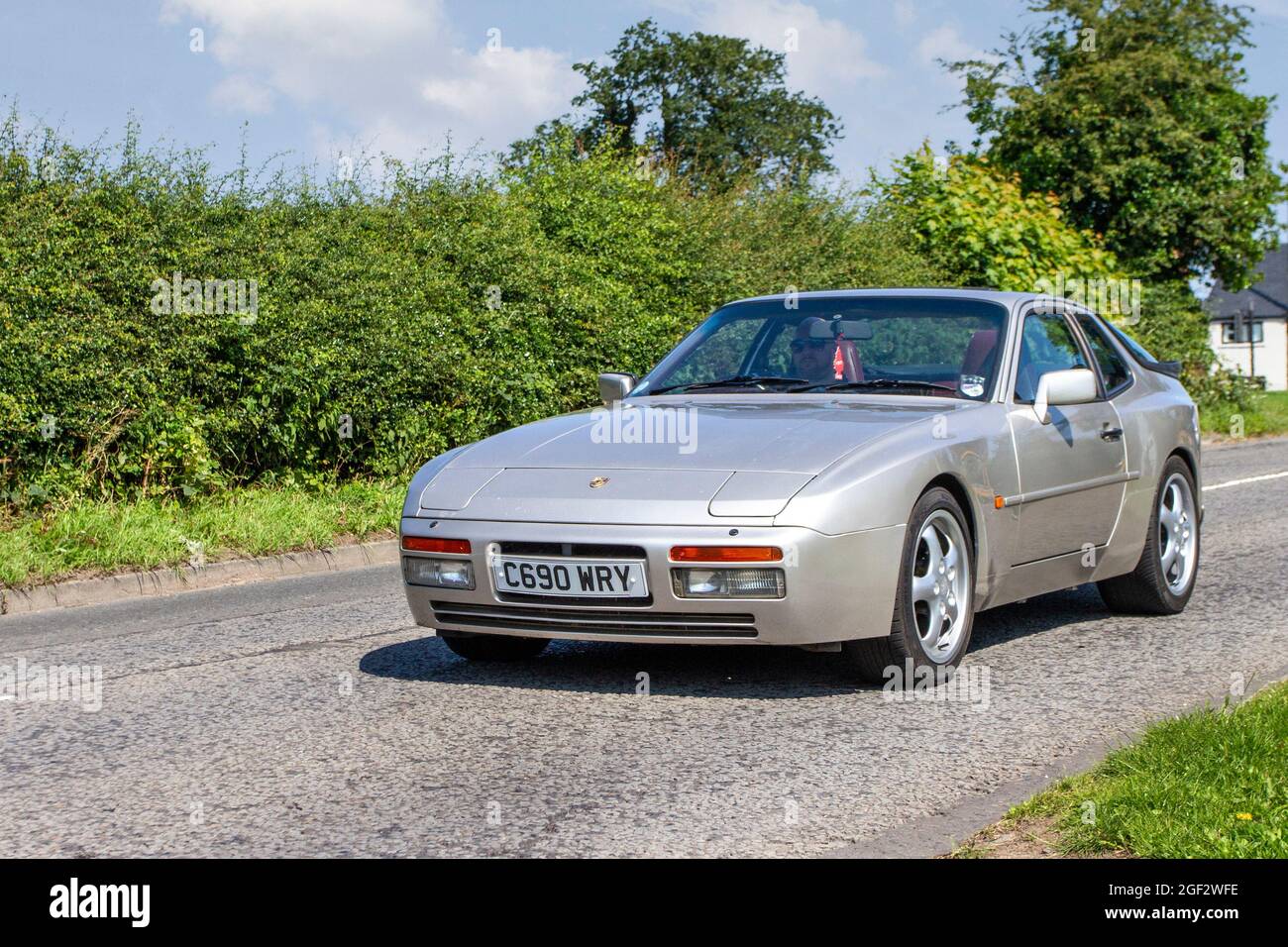 1985 80s silver Porsche 944 2dr roadster en-route to Capesthorne Hall ...