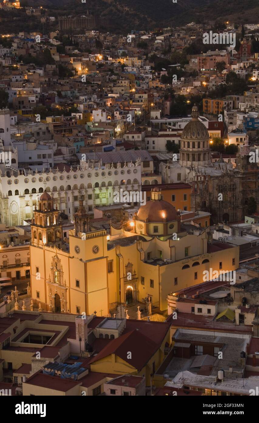 Historic town of Guanajuato, Cathedral Nuestra Senhora de Guanajuato and the university at night, Province of Guanajuato, Mexico Stock Photo