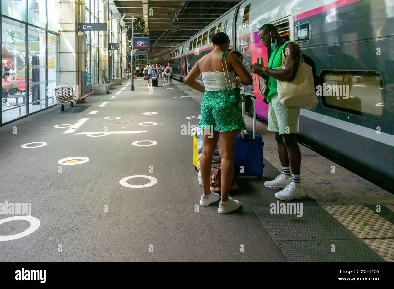 Cannes, France, Couple People Traveling inside SNCF Train Station