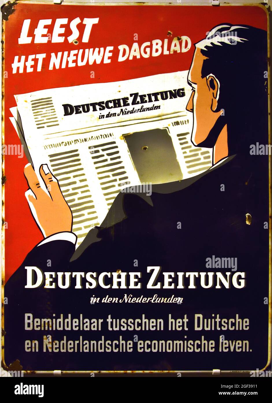 Billboard for the Deutsche Zeitung in the Netherlands - German Newspaper the Netherlands, Dutch, The Netherlands. ( N.V. Nederlandse Enamelfabriek - Enamelfabriek Langcat, Bussum, manufacturer ) Stock Photo
