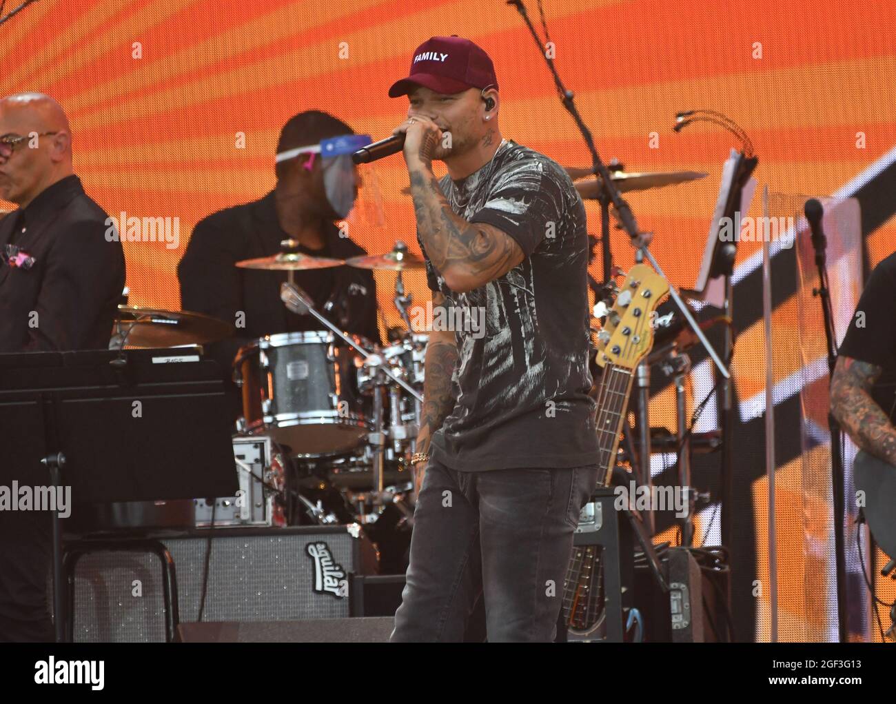 NEW YORK, NEW YORK - AUGUST 21: Kane Brown performs onstage during We Love NYC: The Homecoming Concert Produced by NYC, Clive Davis, and Live Nation on August 21, 2021 in New York City. (Photo by John Atashian) Stock Photo