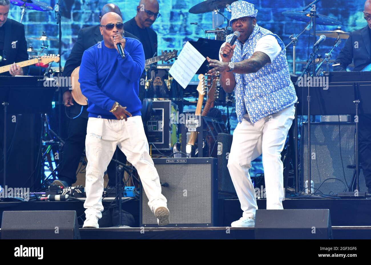 Busta in central park hires stock photography and images Alamy