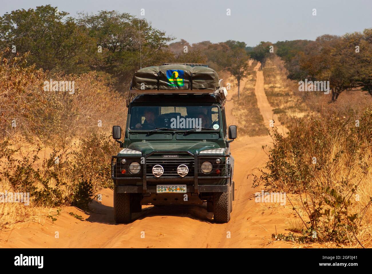 Land Rover Tracks High Resolution Stock Photography and Images - Alamy