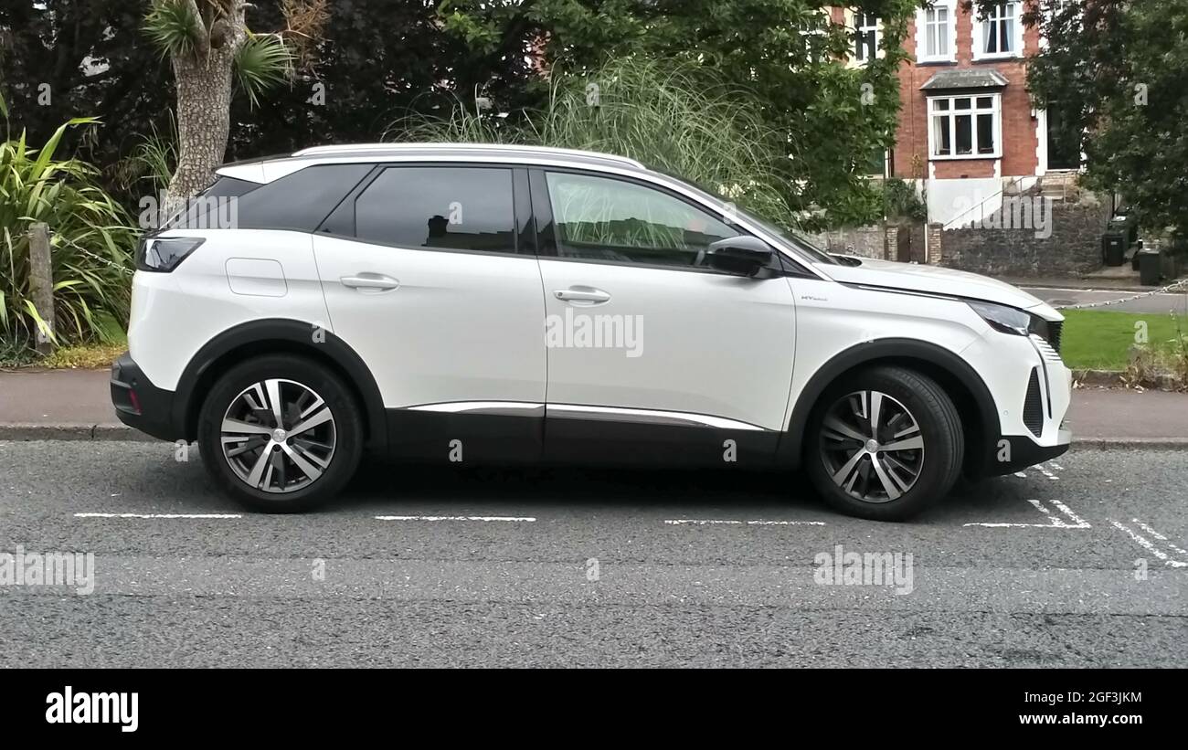 White peugeot 3008 hi-res stock photography and images - Alamy
