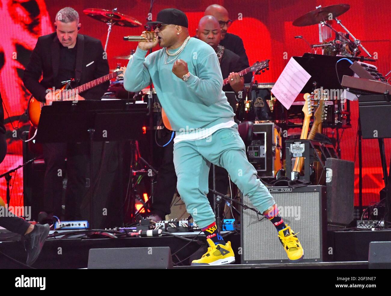 NEW YORK, NEW YORK - AUGUST 21: LL Cool J performs onstage during We Love NYC: The Homecoming Concert Produced by NYC, Clive Davis, and Live Nation on August 21, 2021 in New York City. (Photo by John Atashian) Stock Photo