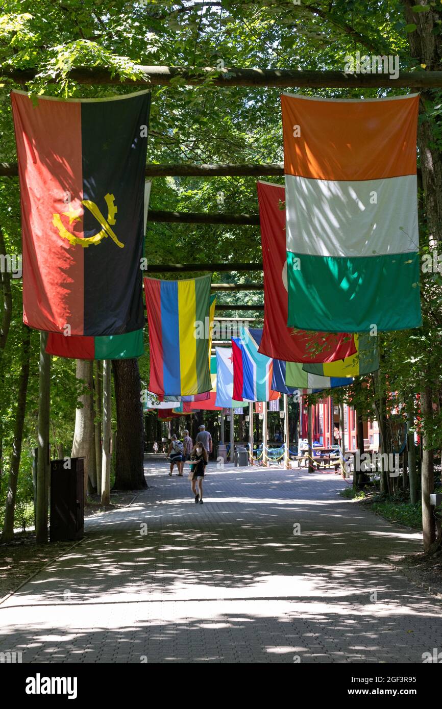 Corridor of African flags at Binder Park Zoo Stock Photo Alamy