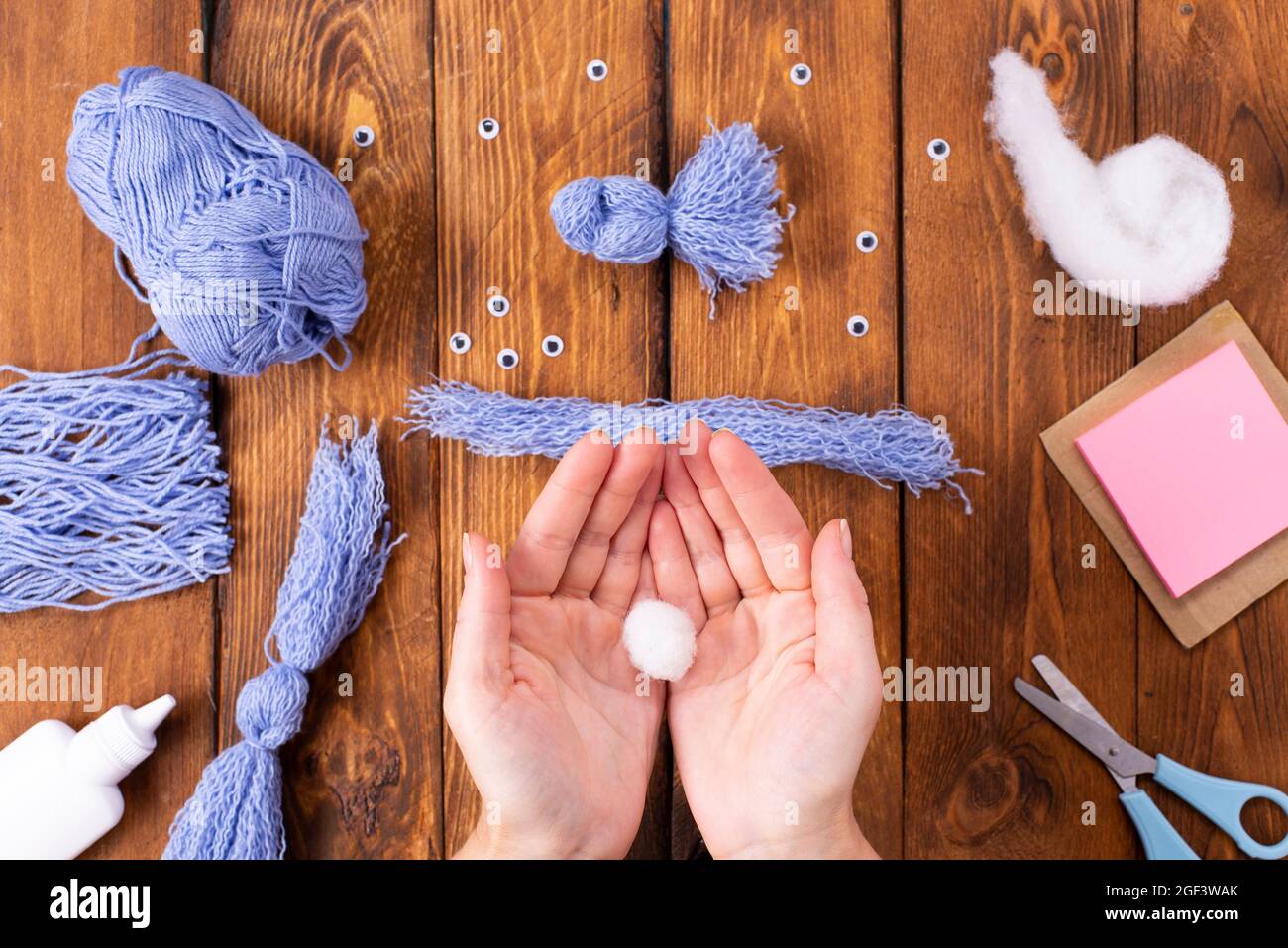 How to make a cute thread bird for decoration. Children's art project ...