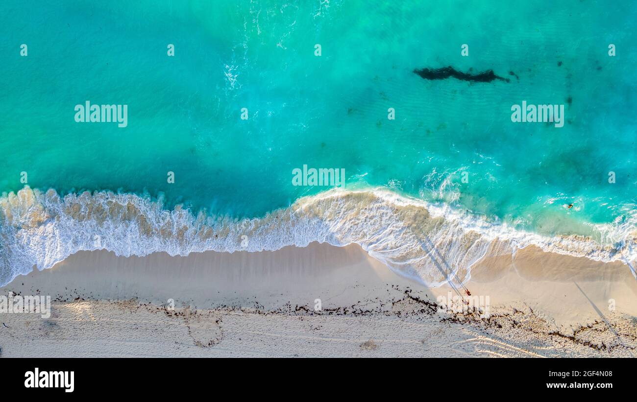 Caribbean turquoise water hi-res stock photography and images - Alamy