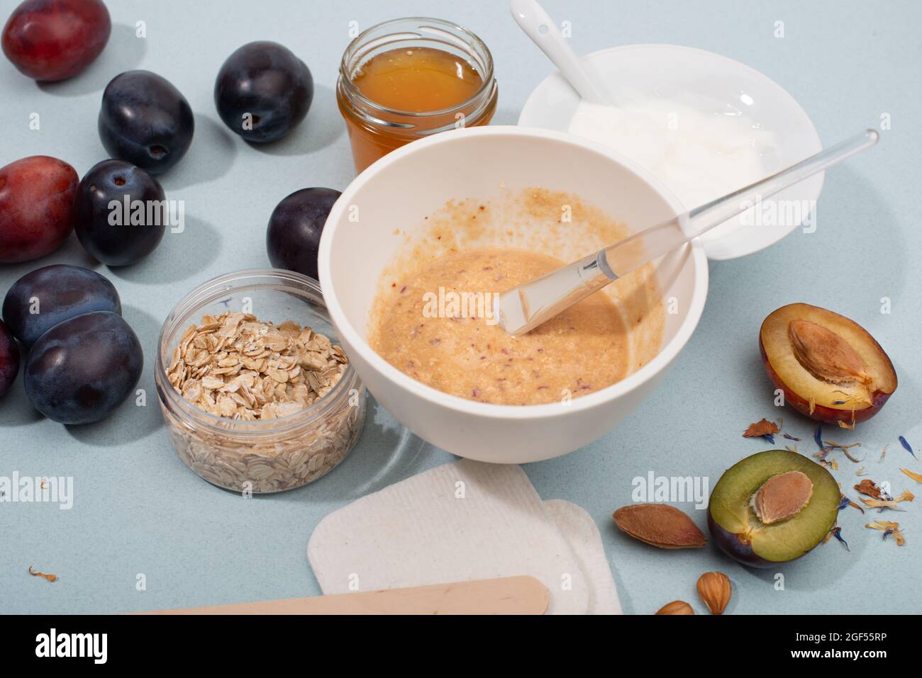 Plum facial mask recipe. Natural homemade cosmetic Stock Photo Alamy