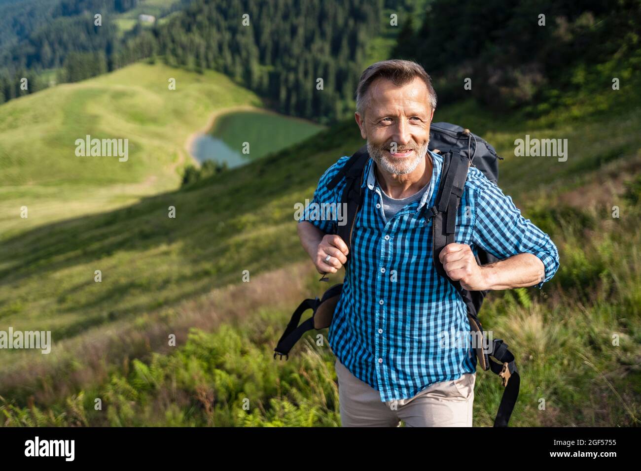Caucasian male hiking hi-res stock photography and images - Alamy