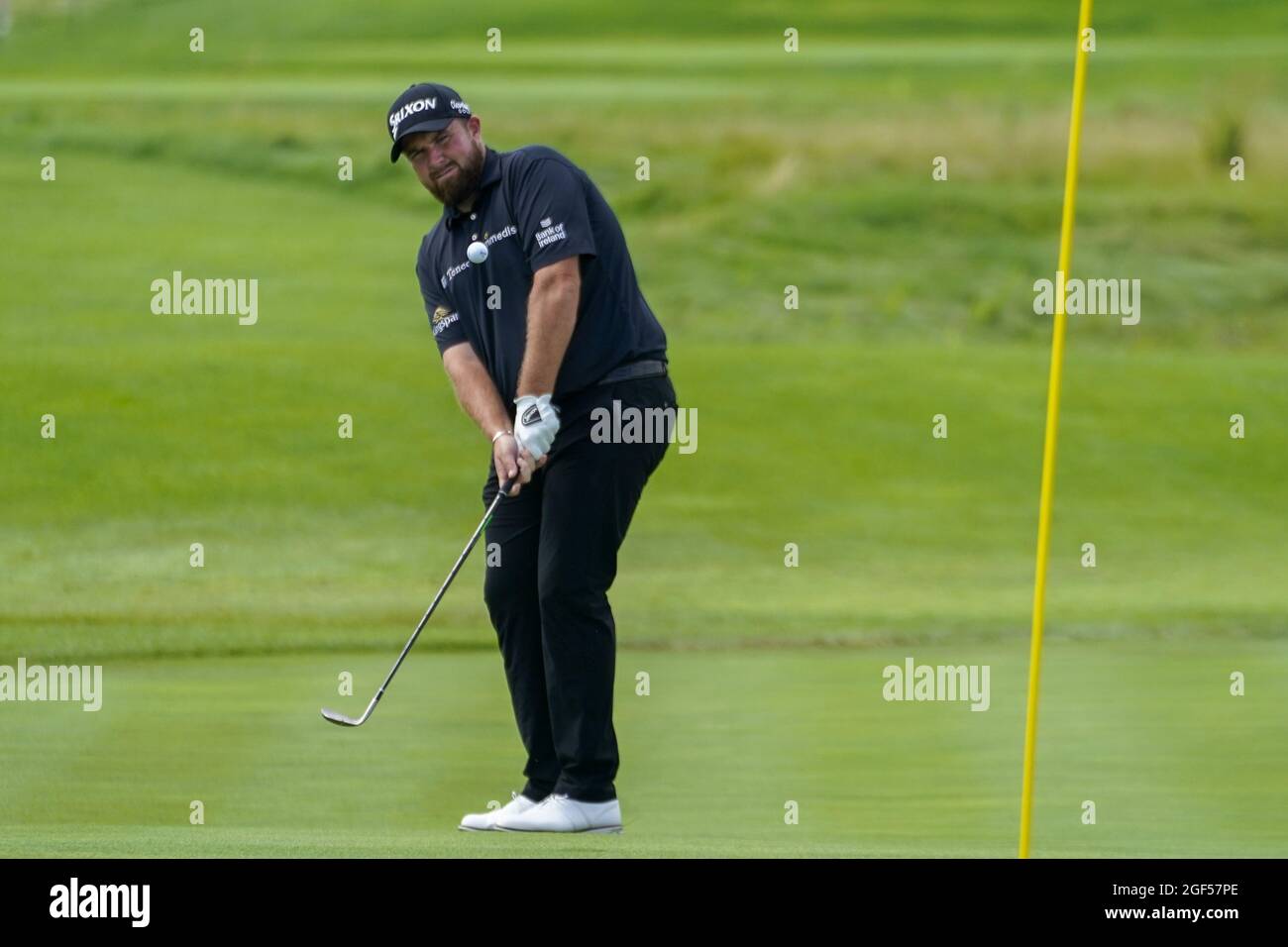 New York, United States. 23rd Aug, 2021. Shane Lowry of Ireland chips onto the green on the 2nd hole in the final round of the 2021 Northern Trust as part of of the The FedEx Cup playoffs at Liberty National Golf Club in Jersey City, New Jersey on Monday, August 23, 2021. Photo by Corey Sipkin/UPI Credit: UPI/Alamy Live News Stock Photo