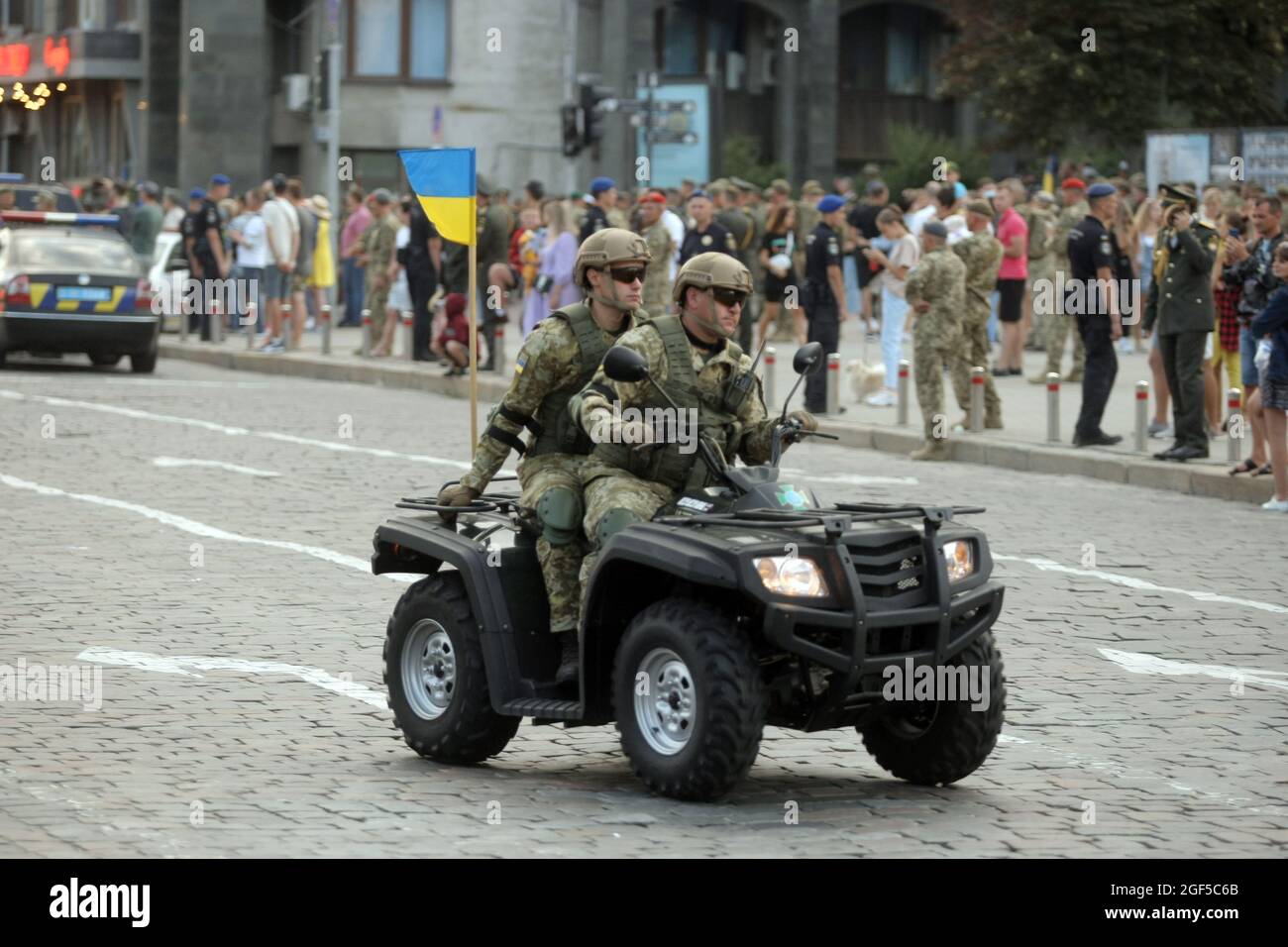 Non Exclusive: KYIV, UKRAINE - AUGUST 22, 2021 - Servicemen are pictured during the rehearsal of the parade for the 30th anniversary of the Independen Stock Photo