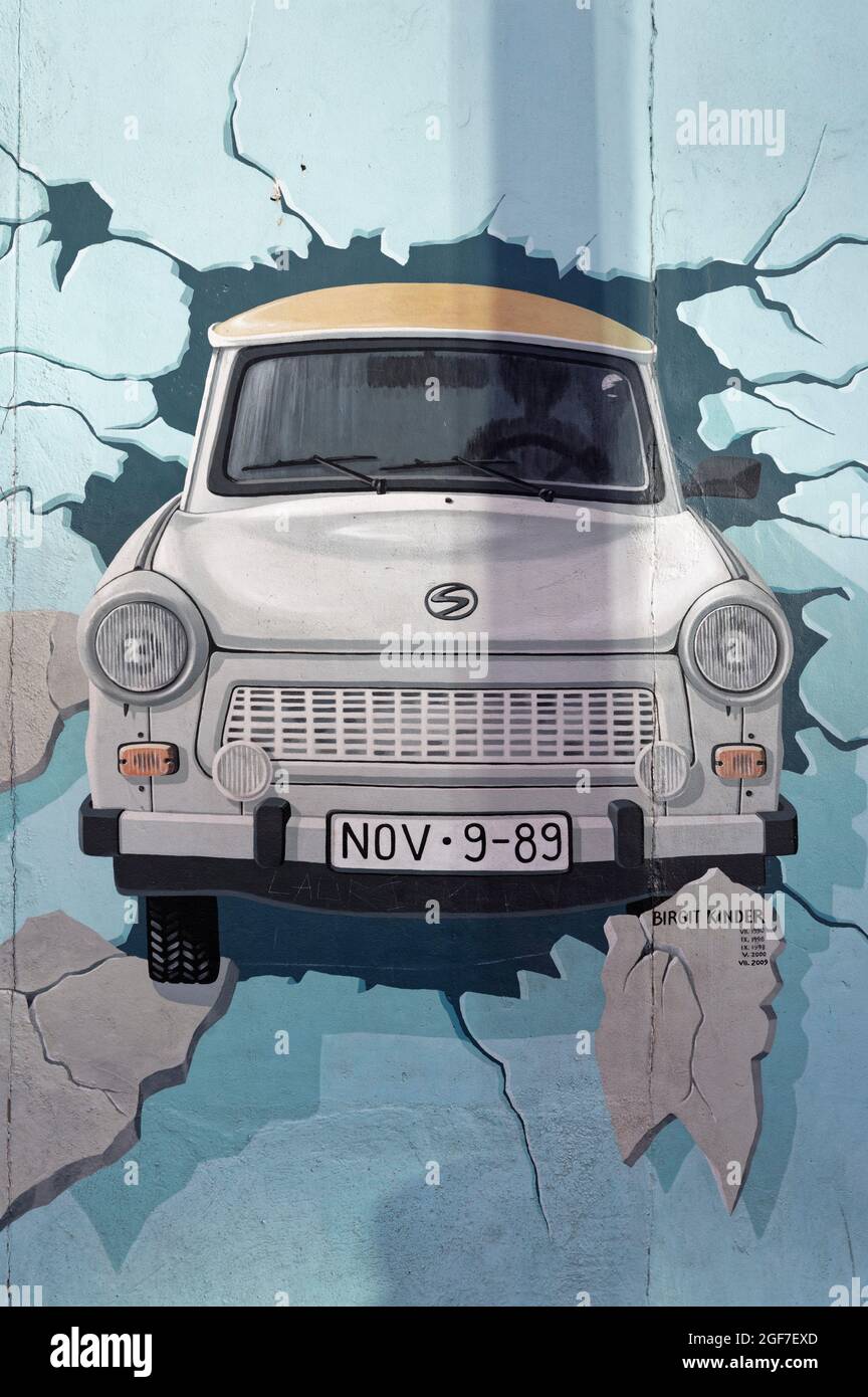 Berlin Wall, East Side Gallery, Test The Best (Trabant), Artist: Birgit Kinder, Warschauer Strasse, Berlin, Germany Stock Photo
