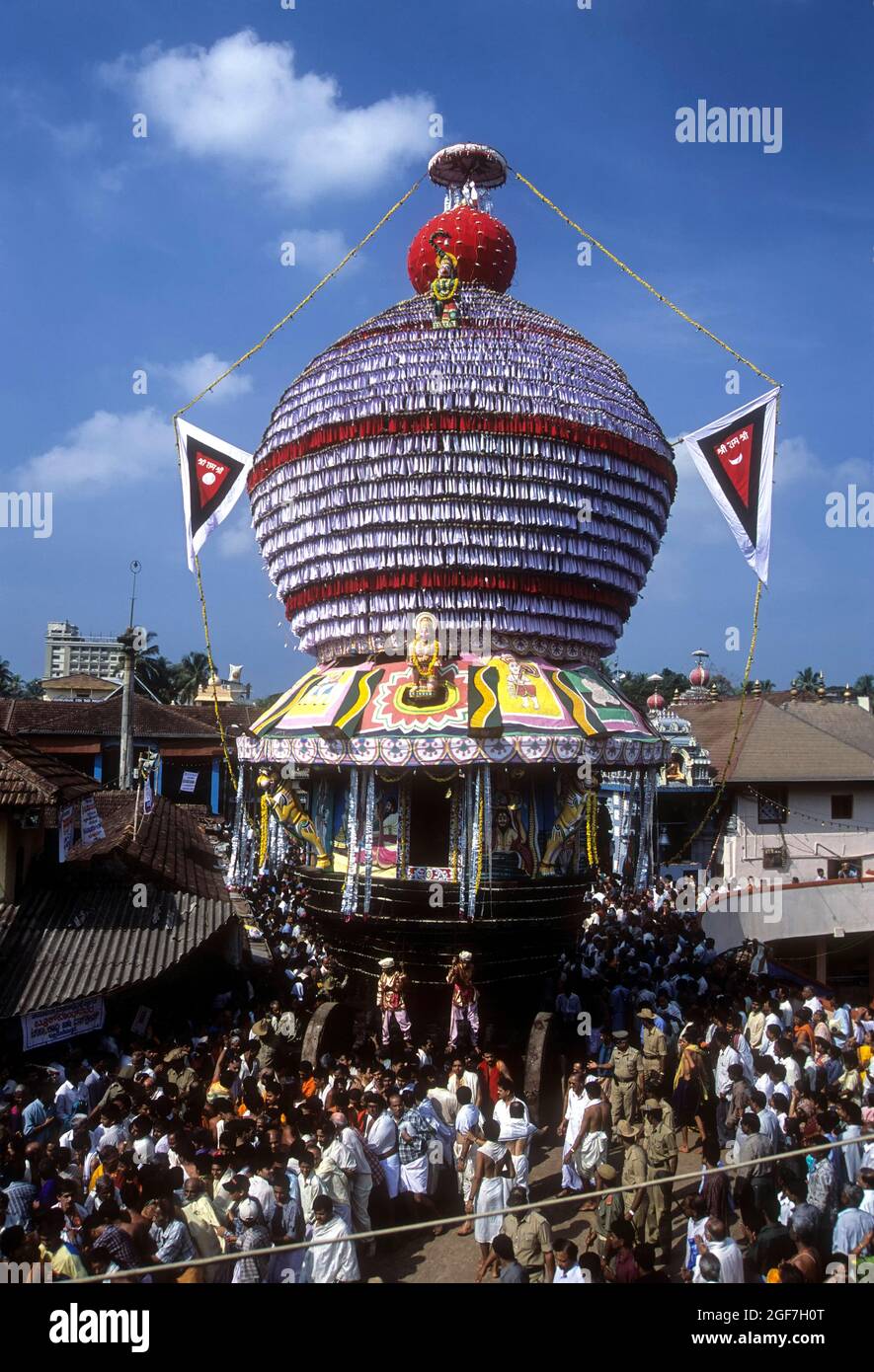 Chariot festival in Mangaluru, Mangalore, Karnataka, India Stock Photo