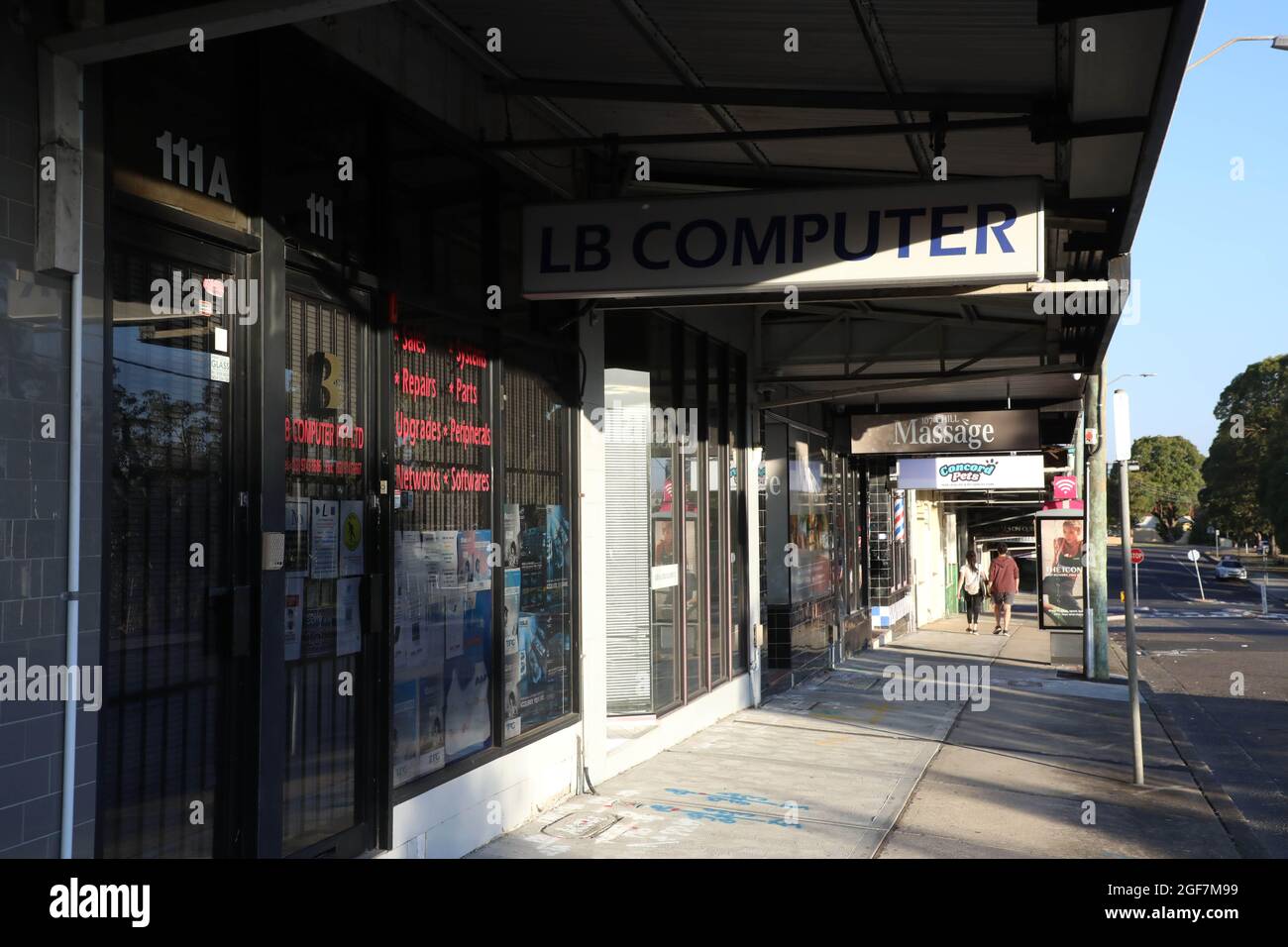 Closed shops on Queen Street, North Strathfield Stock Photo Alamy