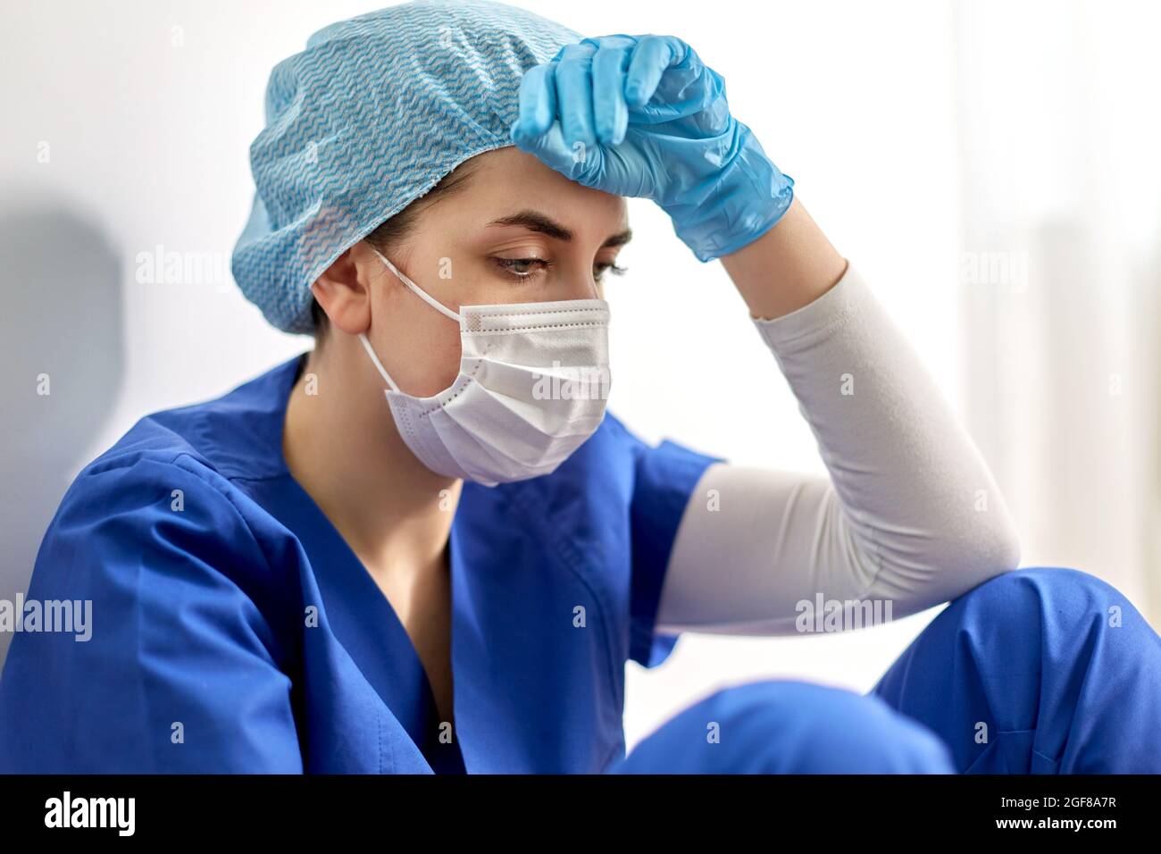Exhausted nurse face mask hi-res stock photography and images - Alamy