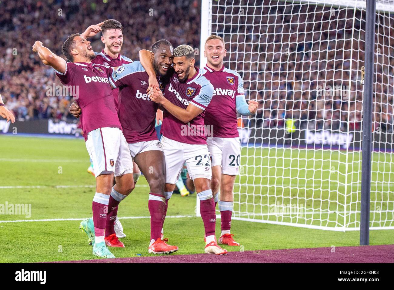 LONDON, ENGLAND - AUGUST 23: Michail Antonio of West Ham celebrate with Michail Antonio, Declan Rice, Said Benrahma, Jarrod Bowen, Pablo Fornals, Toma Stock Photo