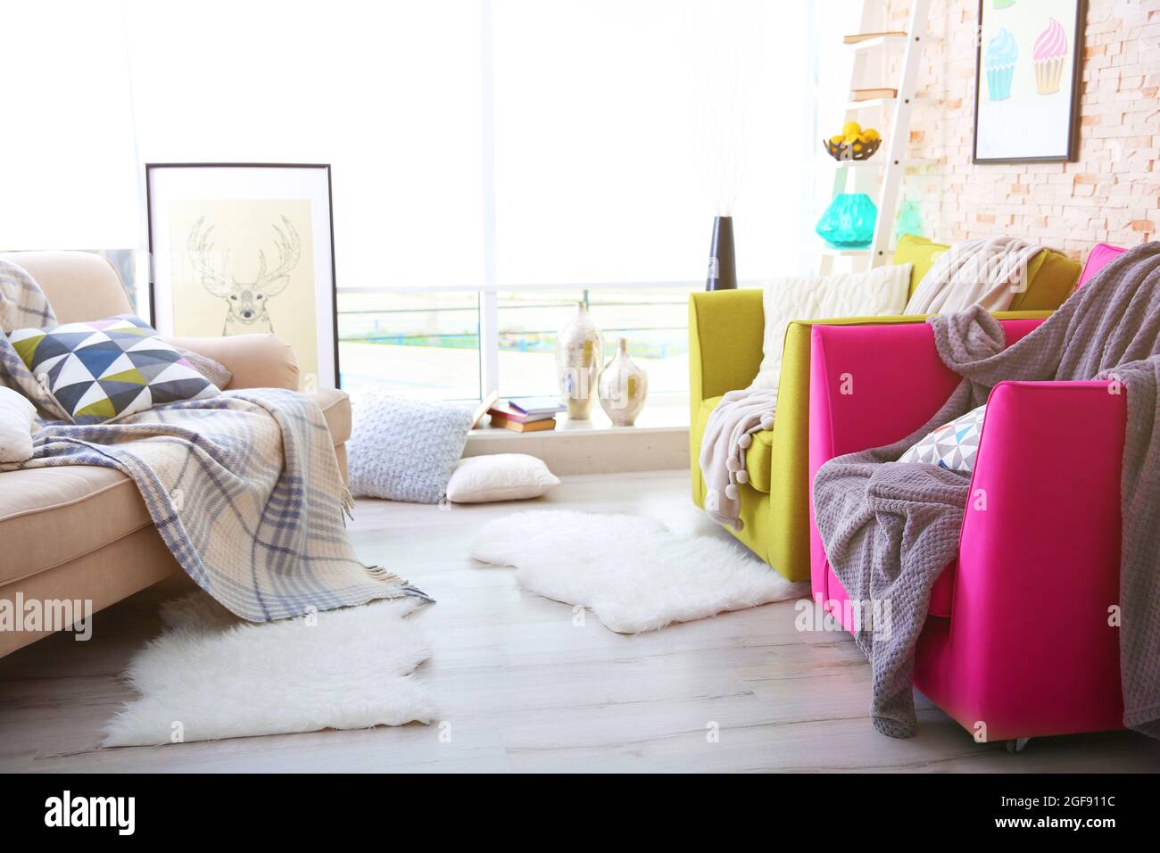 Modern living room design with sofa and armchairs Stock Photo - Alamy