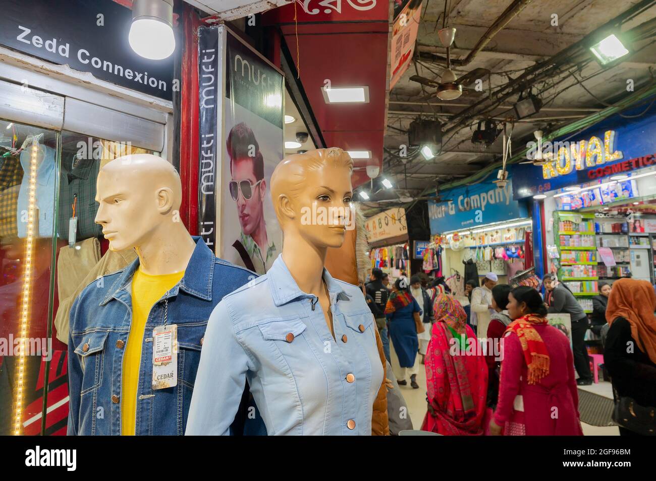 India bazaar and mannequins hires stock photography and images Alamy