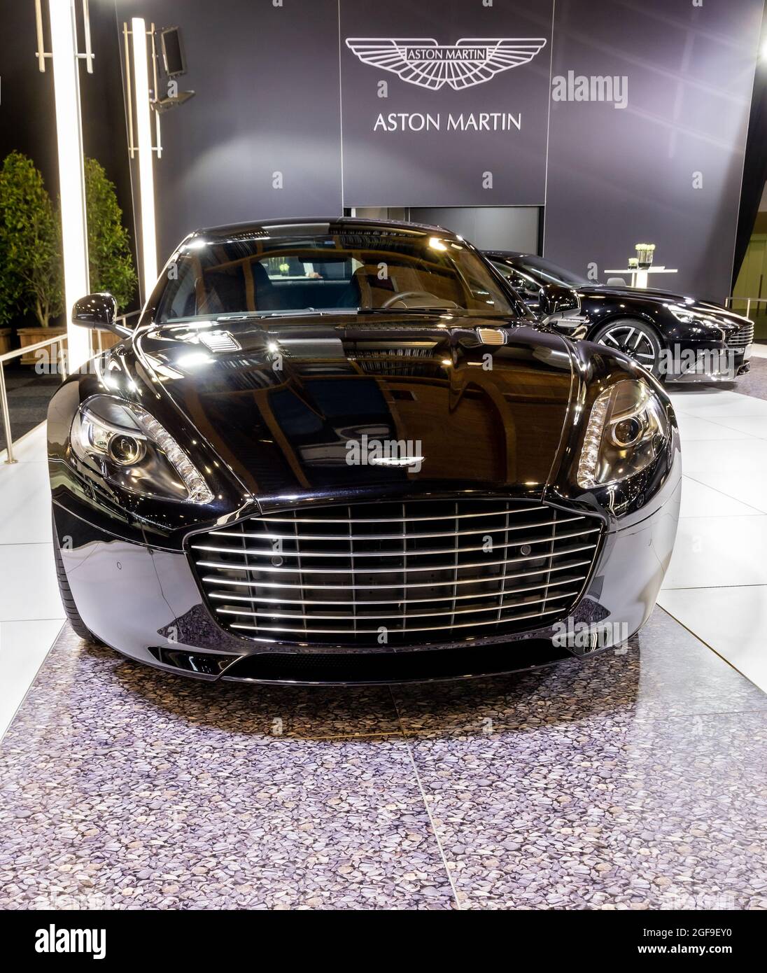 Aston martin rapide hi-res stock photography and images - Alamy