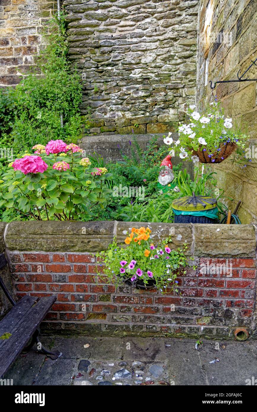 Rustic garden rural village garden ideas and small garden design