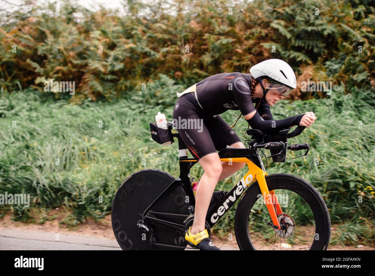 Lucy Hall (Buckingham) Outlaw X Triathlon 2020 Thoresby Park Sunday