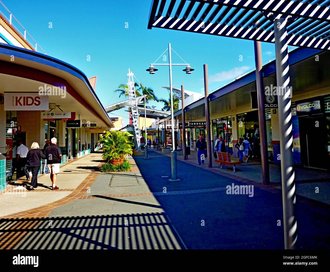 Summer time shopping in Harbour Town Premium Outlets, Gold Coast, Queensland, Australia. Stock Photo