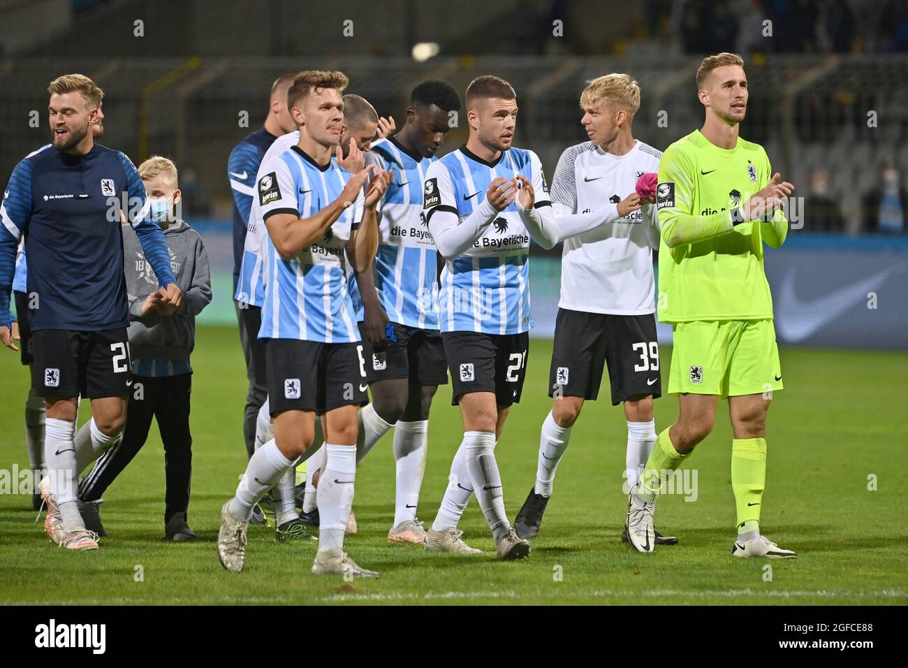 Munich, Deutschland. 30th Oct, 2021. Merveille BIANKADI (TSV Munich 1860),  action, duels versus KENNETH SCHMIDT (SC FREIBURG II). Soccer 3rd league,  Liga3, TSV Munich 1860-SC Freiburg II 6-0 on 10/30/2021 in Muenchen