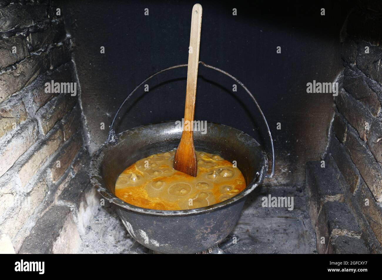 Cook Talash Traditional goulash cooked Stock Photo - Alamy