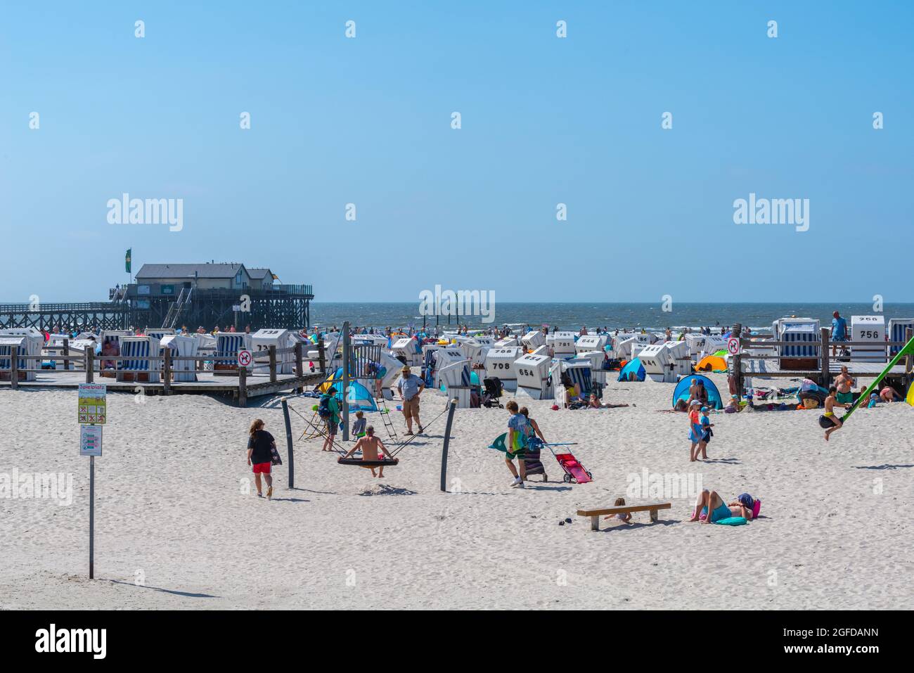 Beach at the holiday resort St.-Peter-Ording on the North Sea, North Frisia, peninsula Eiderstedt, Schleswig-Holstein, Germany Stock Photo